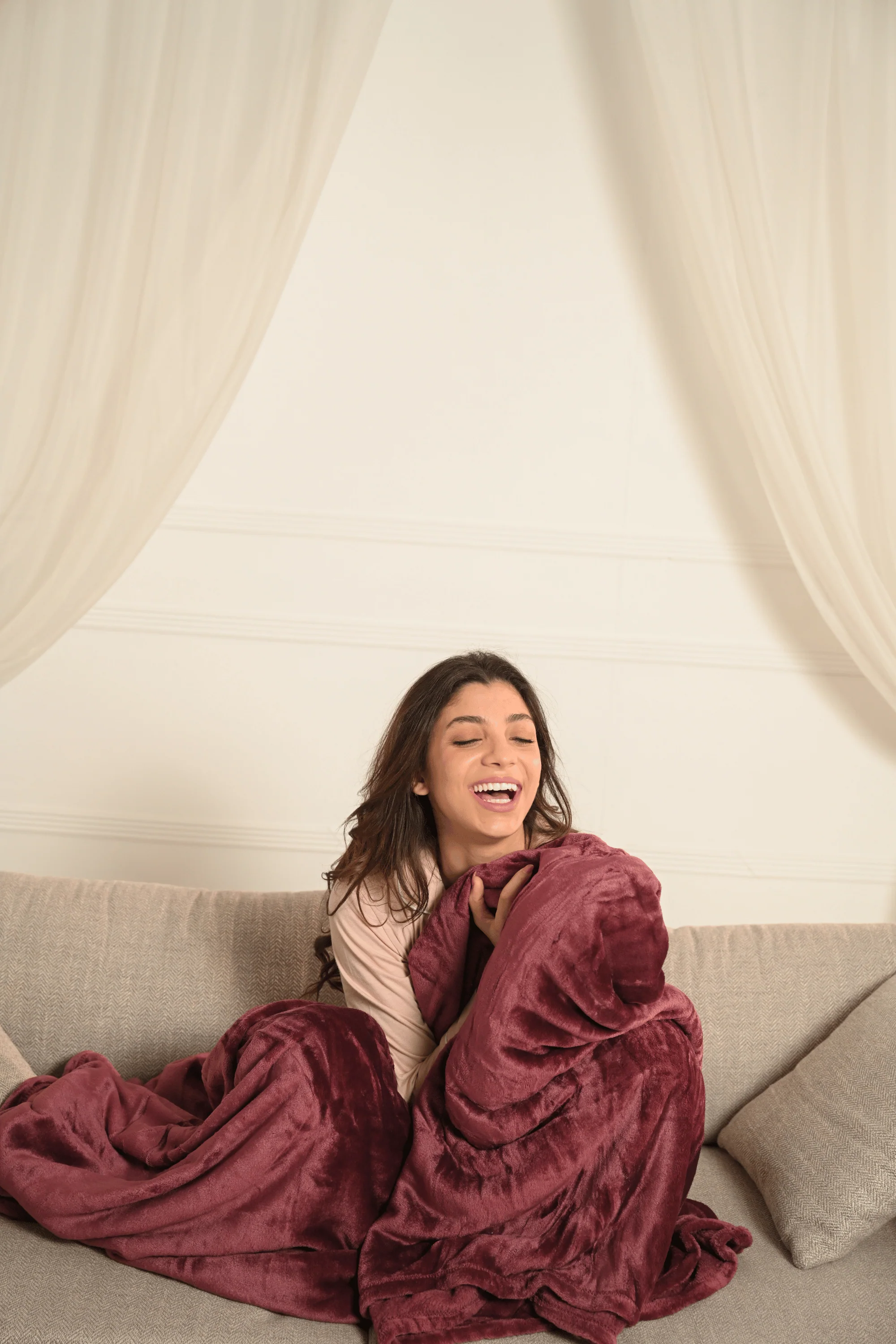 Burgundy Plush Blanket - Image 3