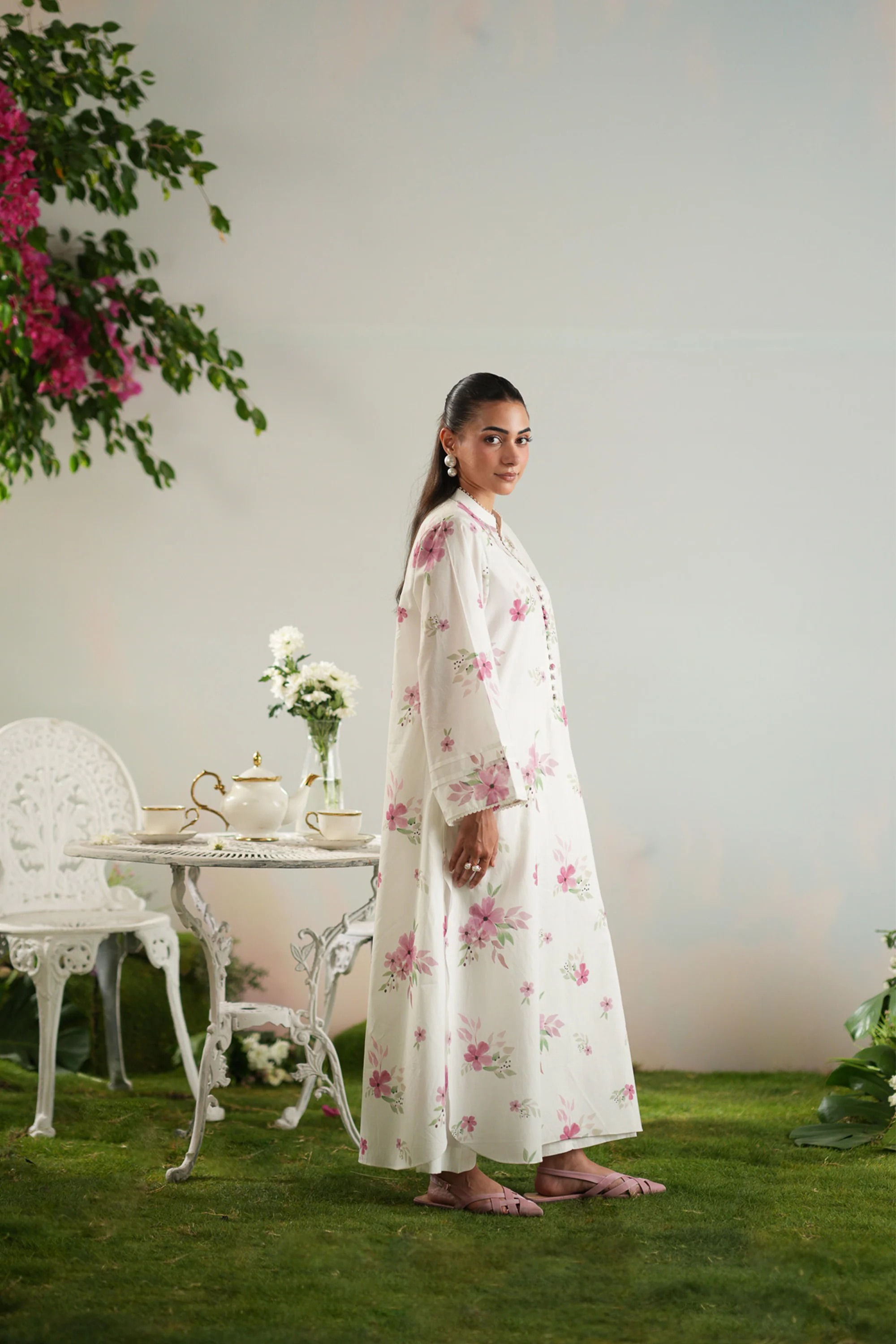 Floral Escape Kurta - Image 3