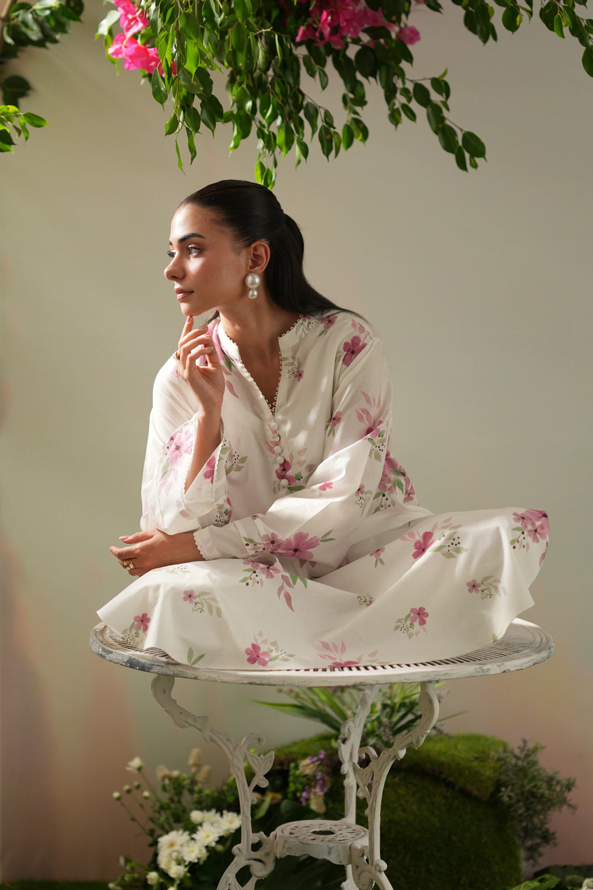 Floral Escape Kurta - Image 5