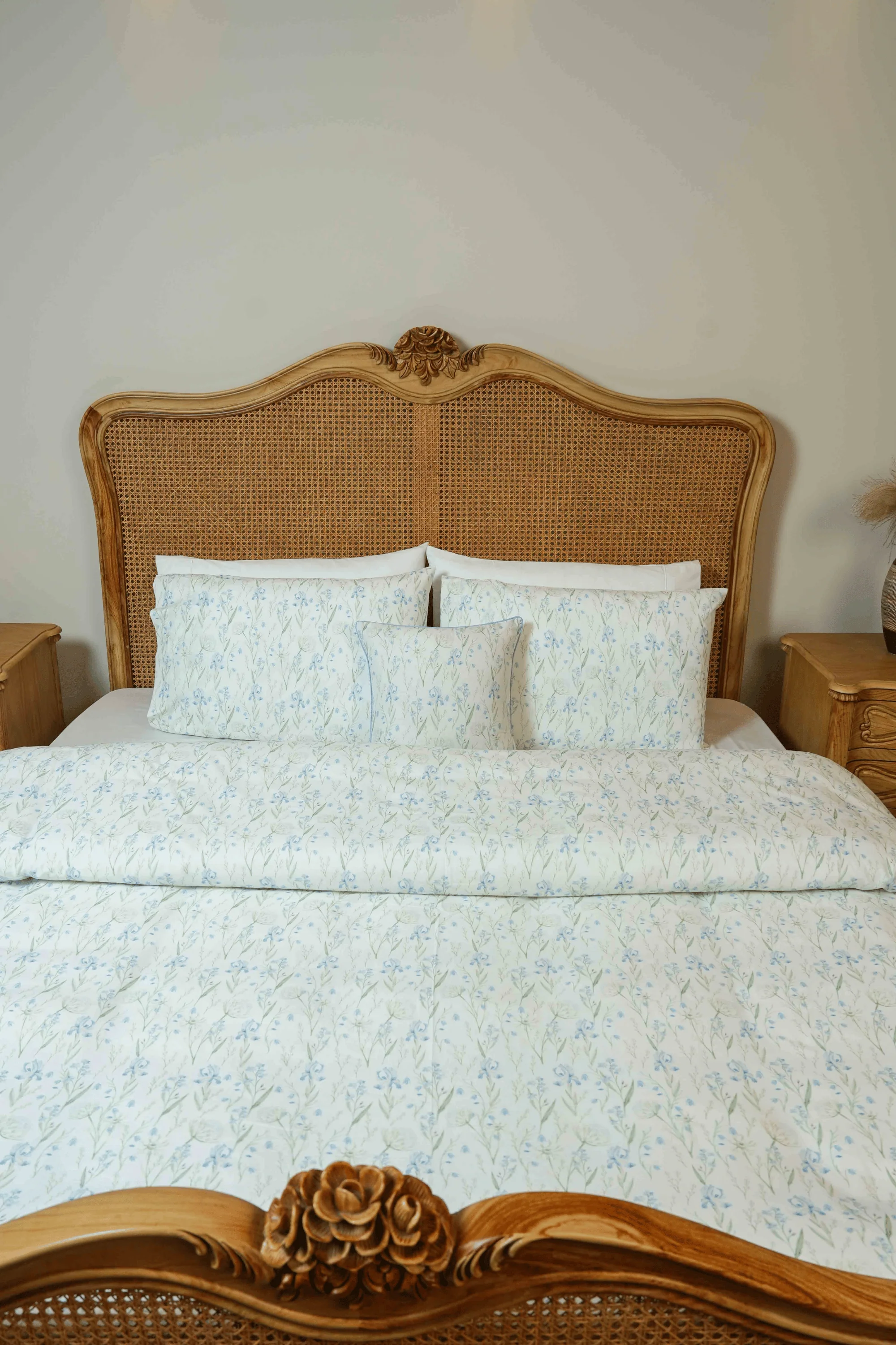 Mist Flower Percale Pillows & Cushions - Image 3