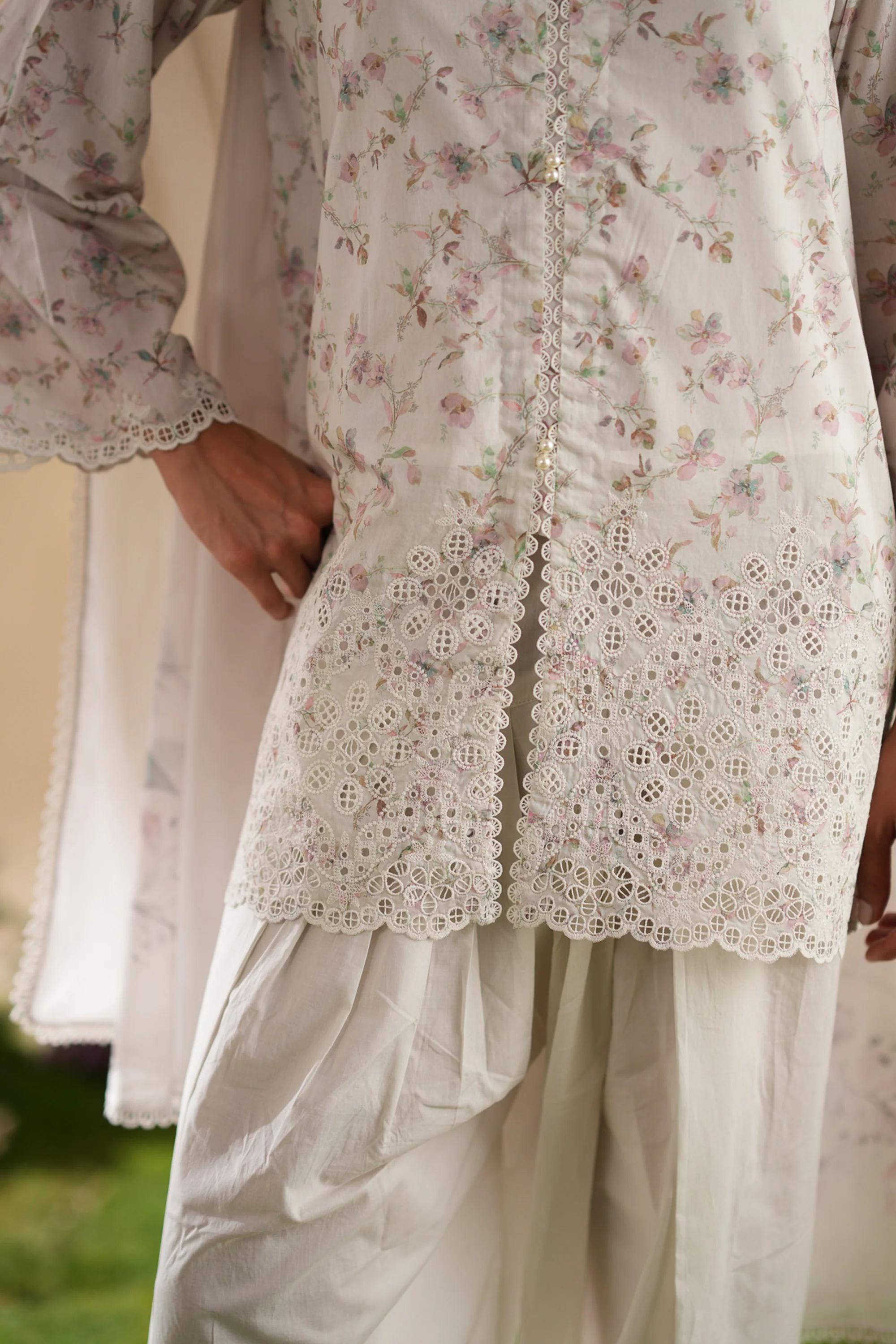 Rose Fleur - Embroidered Lawn Suit - Image 4