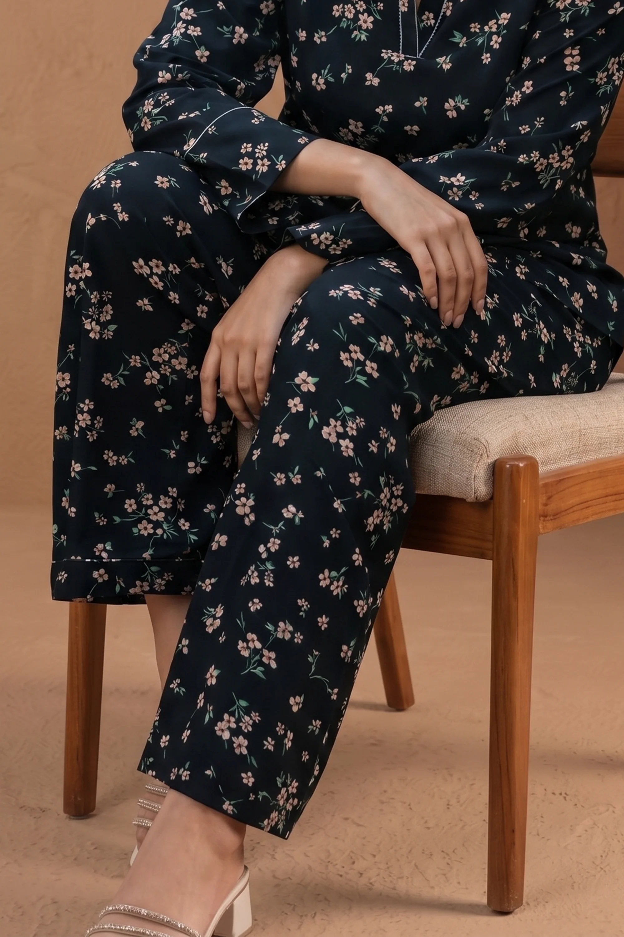 Shadow Ditsy Co-ord Set - Image 3