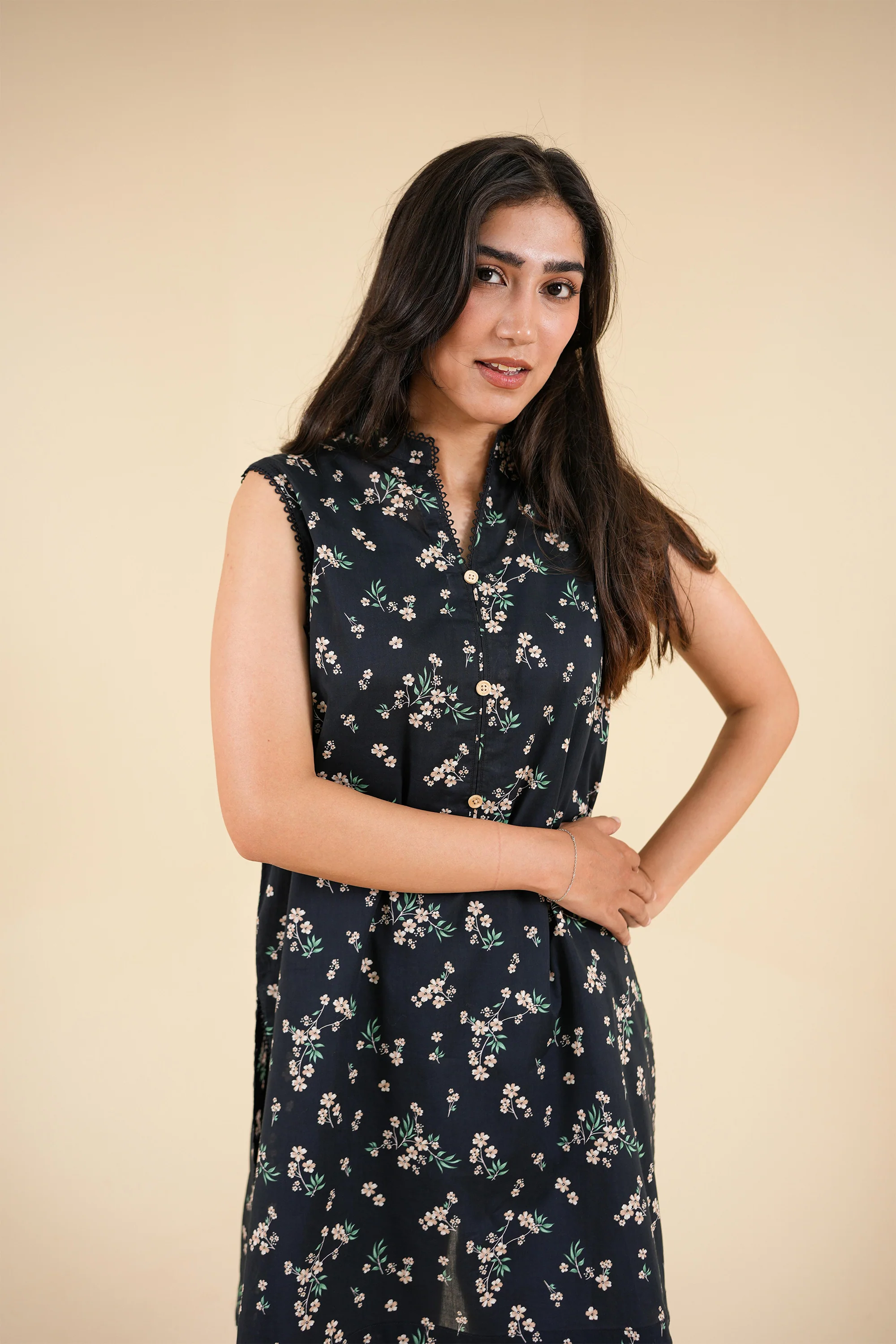 Shadow Ditsy - Printed Lawn Suit - Image 4