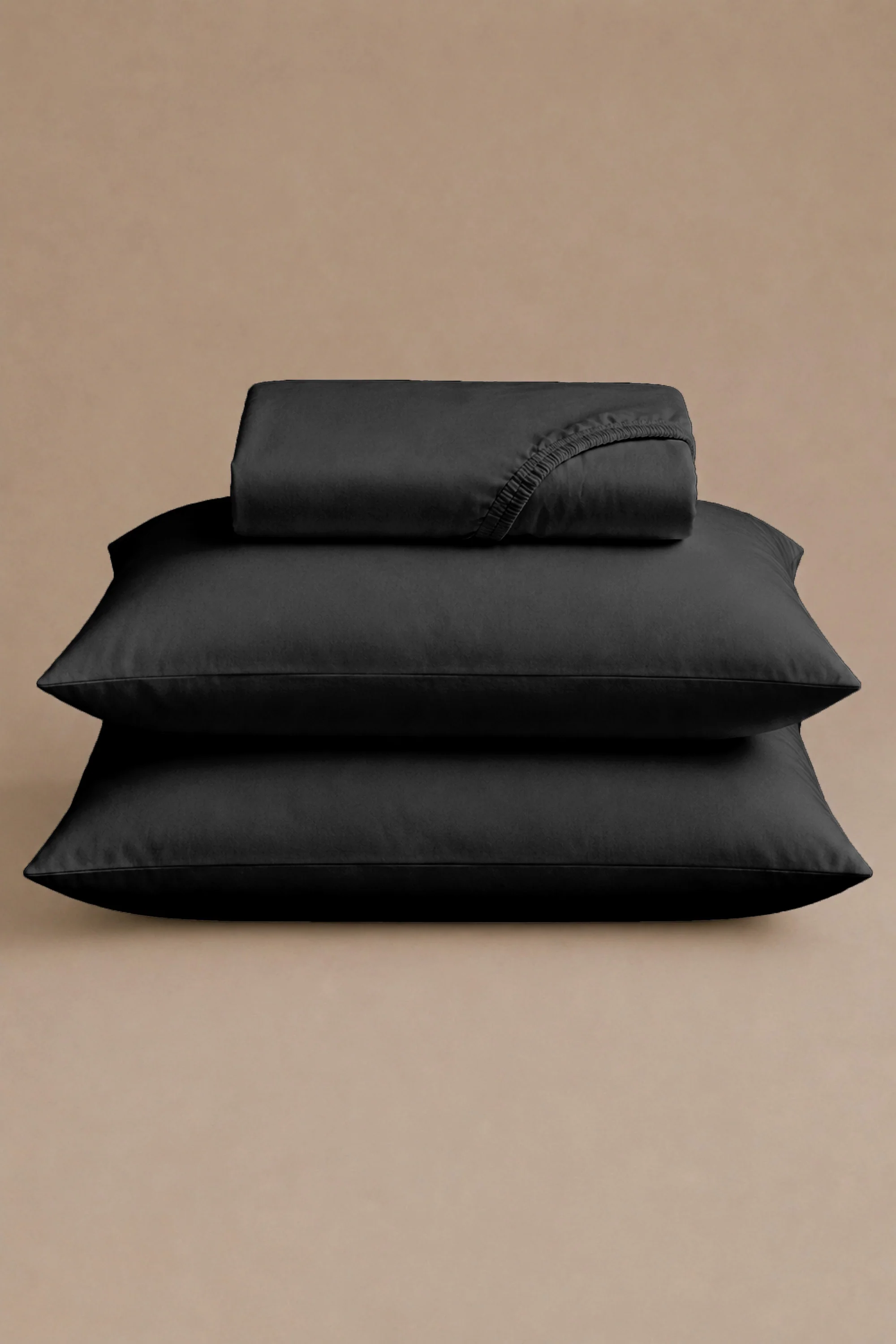 T200 Black Bed Sheet Set - Image 5